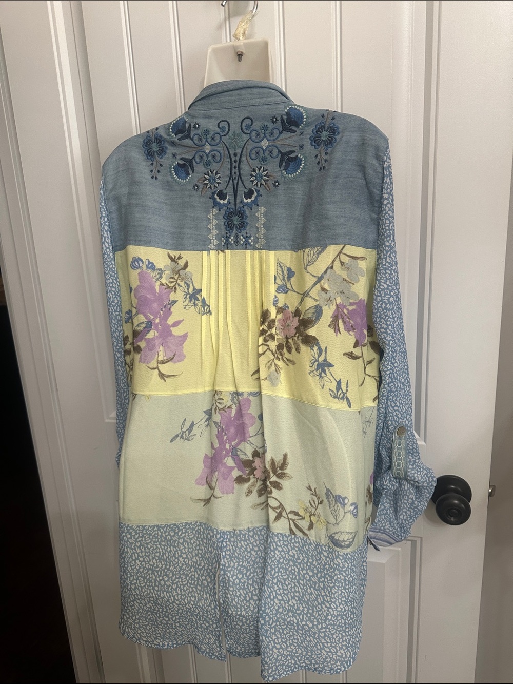 John Mark Button Down Embroidered Shirt Medium